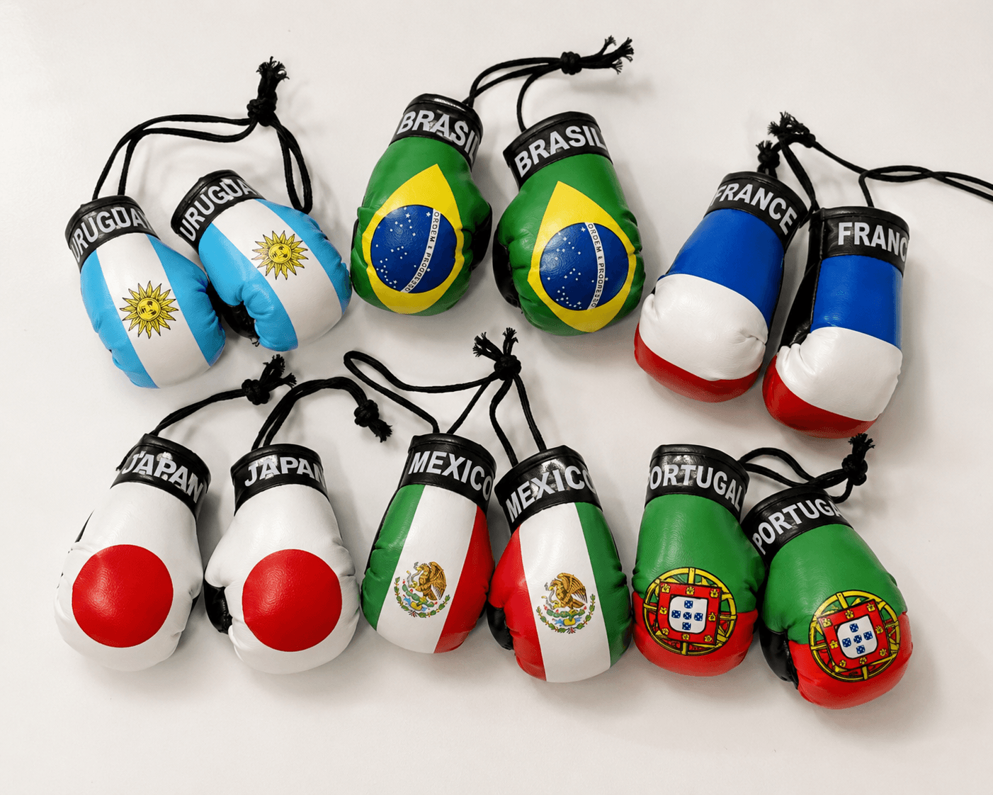 Canada mini boxing gloves souvenir gift for soccer fans